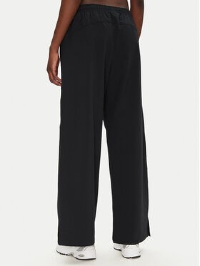 Under Armour Spodnie dresowe Rival 1386453 Czarny Wide Leg