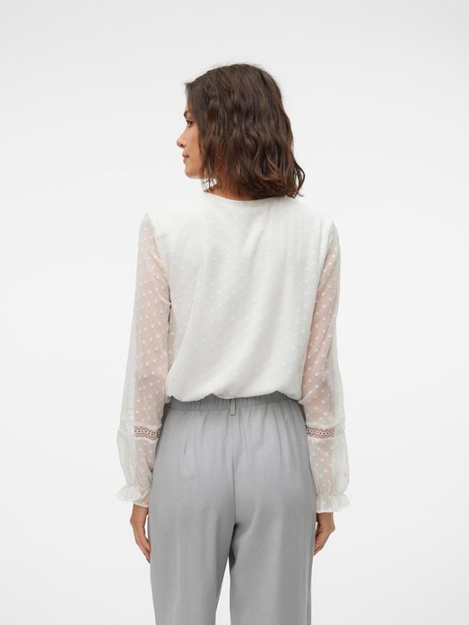 Vero Moda Bluzka w kolorze białym rozmiar: M