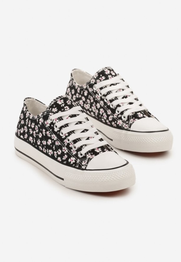 Czarne Trampki z Cholewką Zdobioną Kwiatowym Wzorem Folaianna