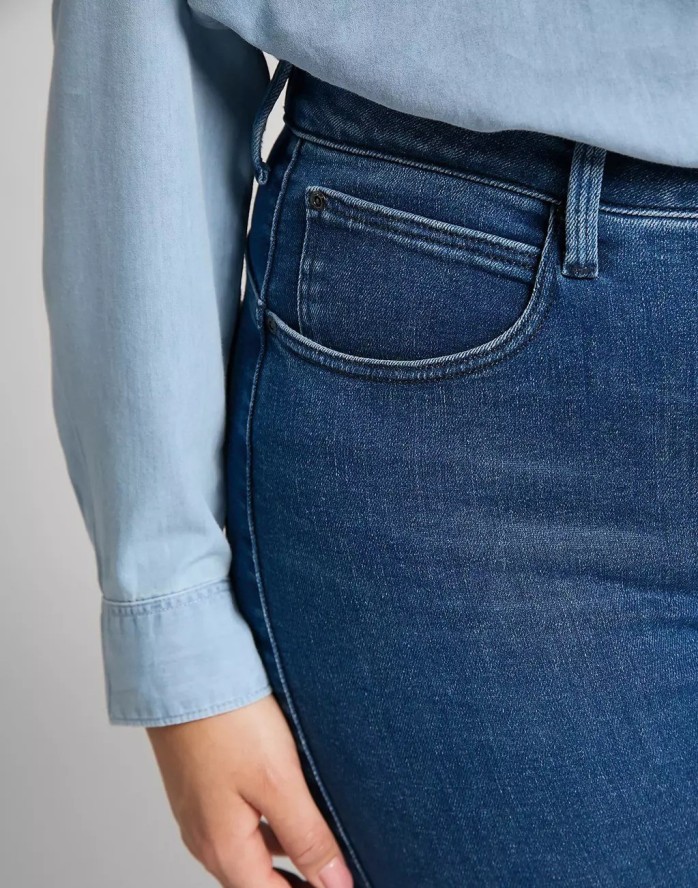 LEE CLASSIC STRAIGHT PLUS DAMSKIE SPODNIE JEANSOWE JEANSY MID EVITA L32JPVYW 112107649