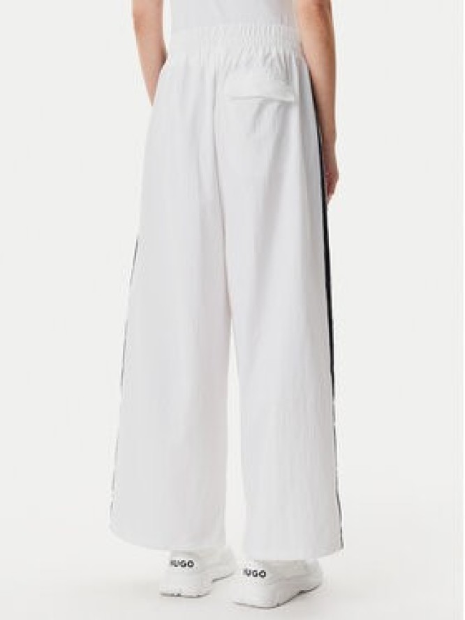 adidas Spodnie dresowe Essentials 3-Stripes JE1307 Biały Loose Fit