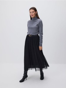 Plisowana spódnica z paskiem - czarny
