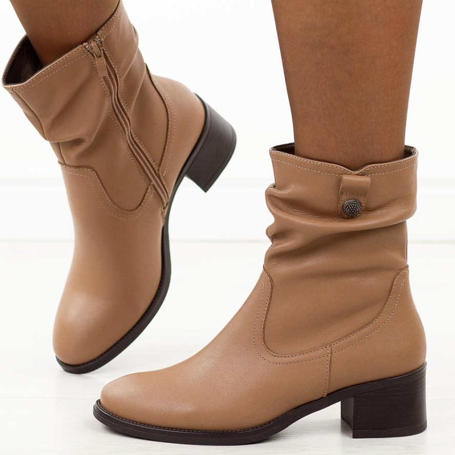 Beżowe skórzane botki damskie M.Daszyński Ol23-4