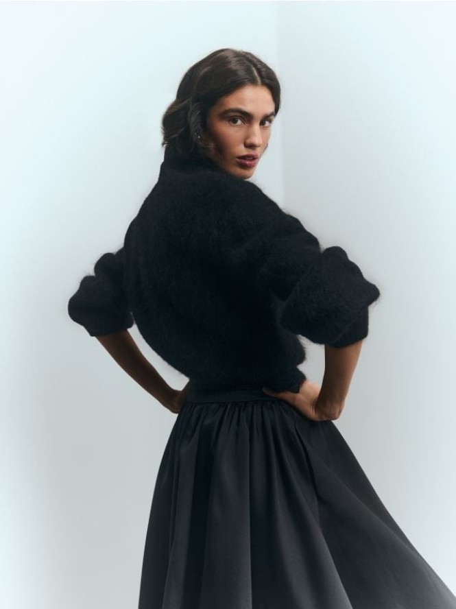 Sweter z moherem - czarny
