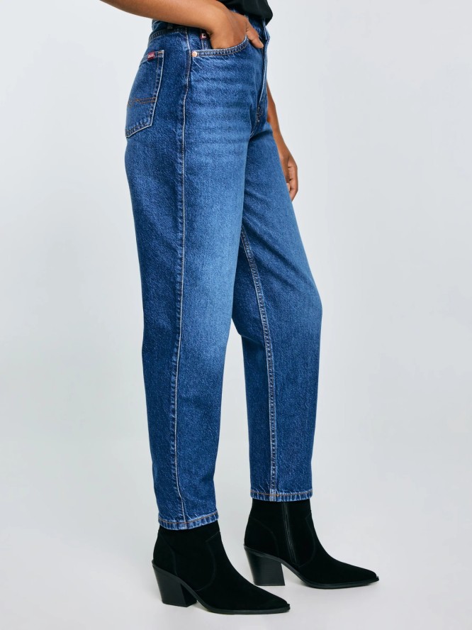 jeansy damskie mom jeans niebieskie silla 620