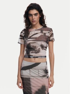 Desigual T-Shirt 25SWTK99 Czarny Regular Fit