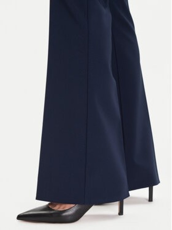 Rinascimento Spodnie materiałowe CFC0125318003 Granatowy Flare Fit