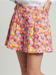 Szorty w kwiaty - wielobarwny