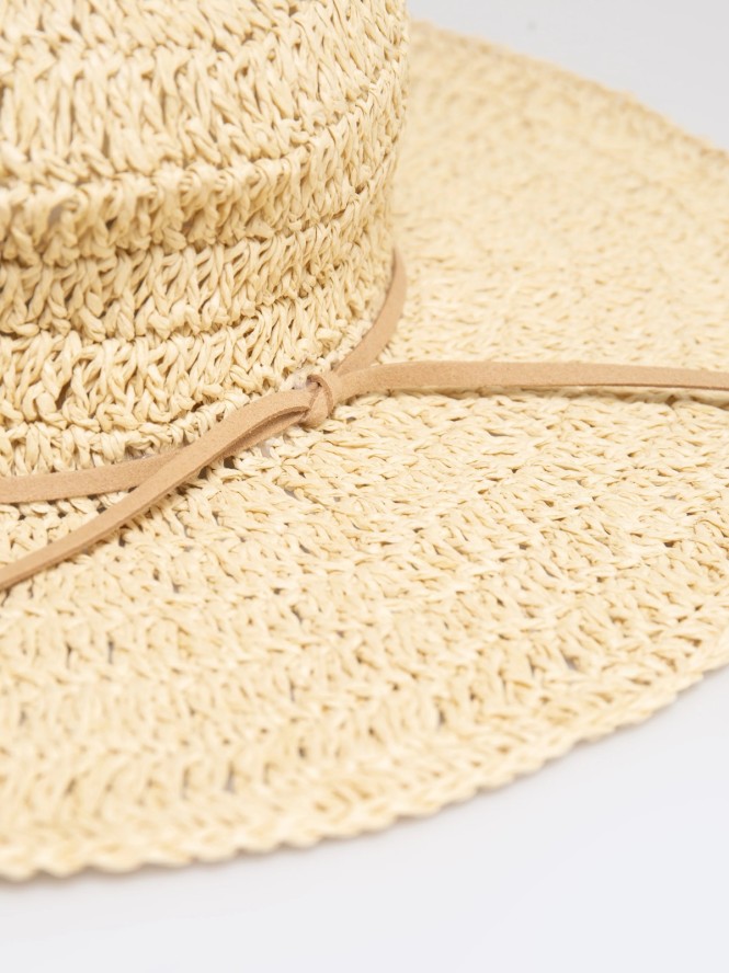 Kapelusz damski pleciony beżowy Rastiona 800