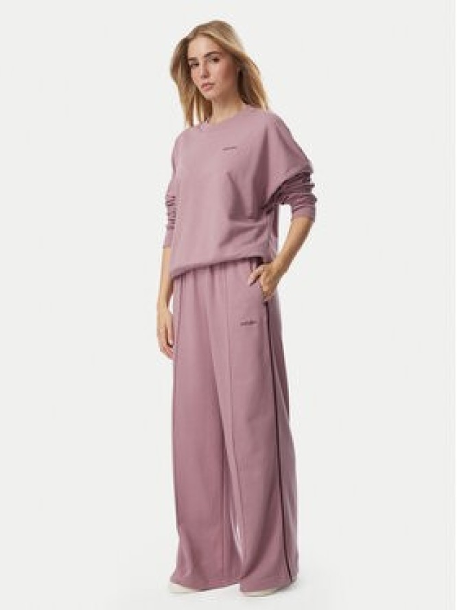adidas Spodnie dresowe Seasonal Essentials KV6865 Różowy Regular Fit