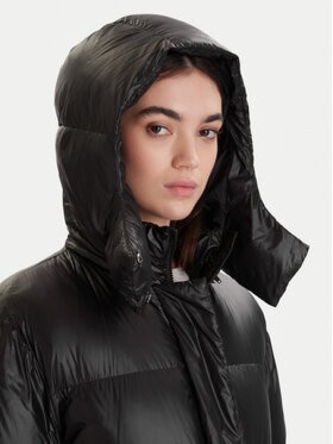 ViCOLO Kurtka puchowa TF0086 Czarny Regular Fit