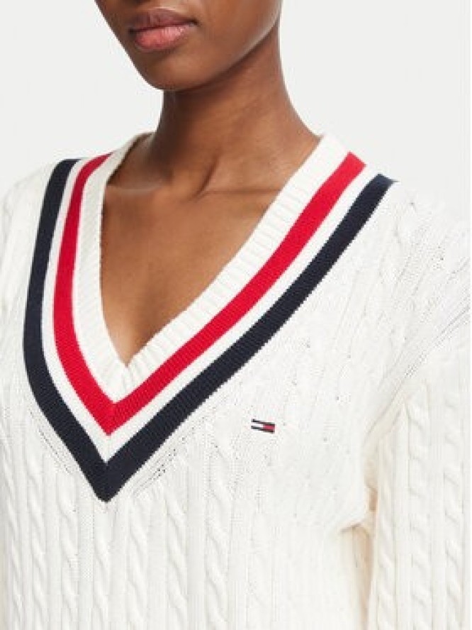 Tommy Jeans Sukienka dzianinowa DW0DW23540 Biały Relaxed Fit