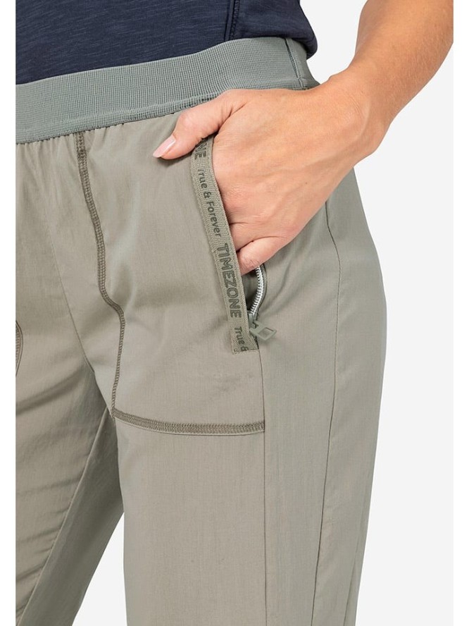 Timezone Spodnie dresowe w kolorze szarym rozmiar: XL