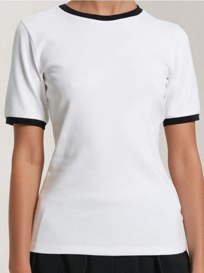 Bawełniana koszulka z kontrastową lamówką - biały