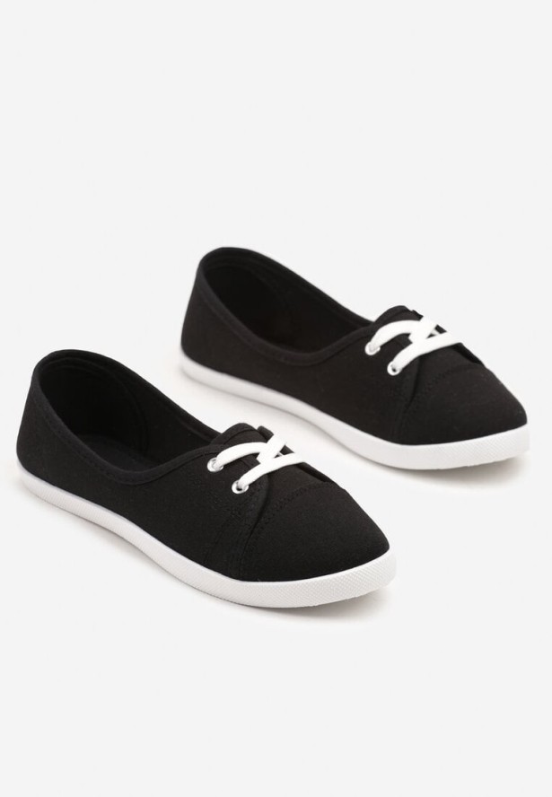 Czarno-Białe Tenisówki Vices Ozdobione Wiązaniem Arivanti