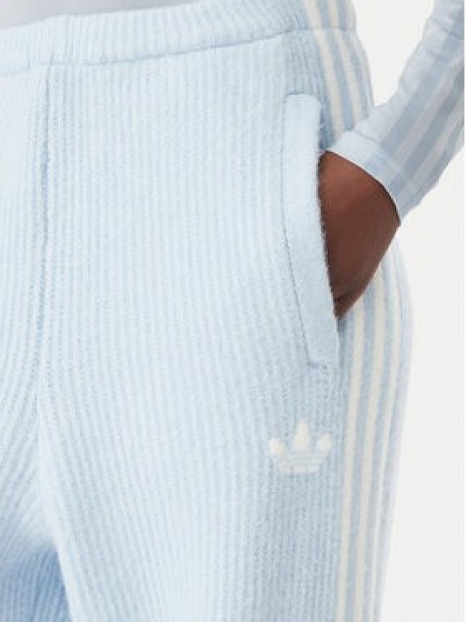 adidas Spodnie dresowe Adiluna Season 2 X Jennie Knitted Loose Joggers LD8917 Niebieski Relaxed Fit