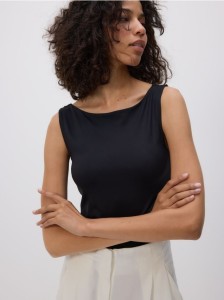 Dopasowany top - czarny