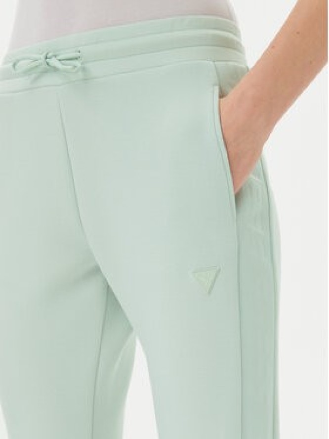 Guess Spodnie dresowe V2YB18 K7UW2 Zielony Regular Fit