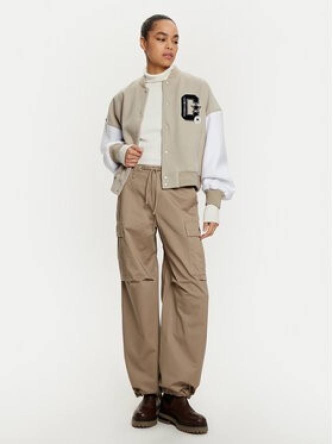 Converse Kurtka bomber Retro Varsity 10026772-A01 Beżowy Relaxed Fit