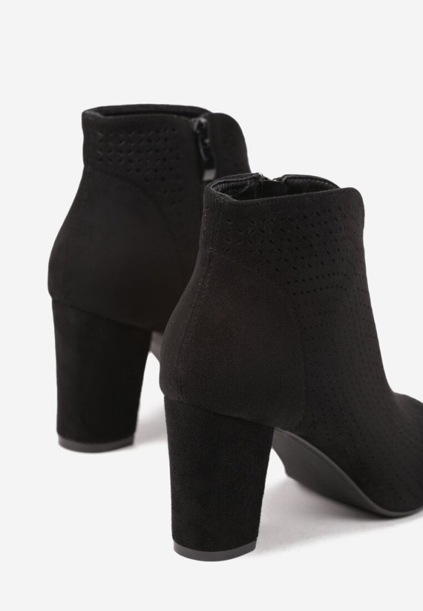 Czarne Sandały Vices na Obcasie z Ażurowymi Wycięciami i Otwartym Noskiem Tasiri