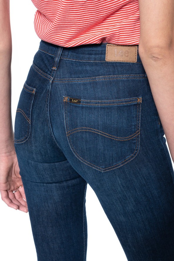 DAMSKIE SPODNIE JEANSOWE LEE SCARLETT FOSTER DARK L526MHBM 112111755