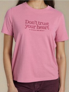 Bawełniana koszulka z napisem - różowy