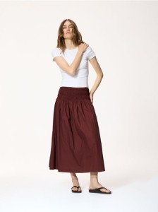 Bawełniana spódnica maxi - mahoniowy
