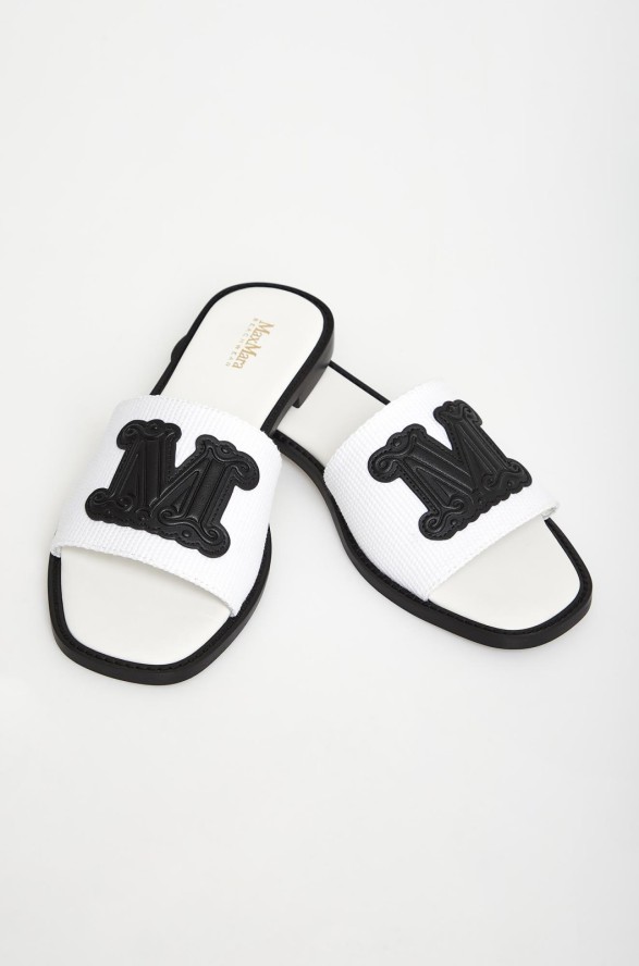 Klapki damskie skórzane Gene MAX MARA BEACHWEAR