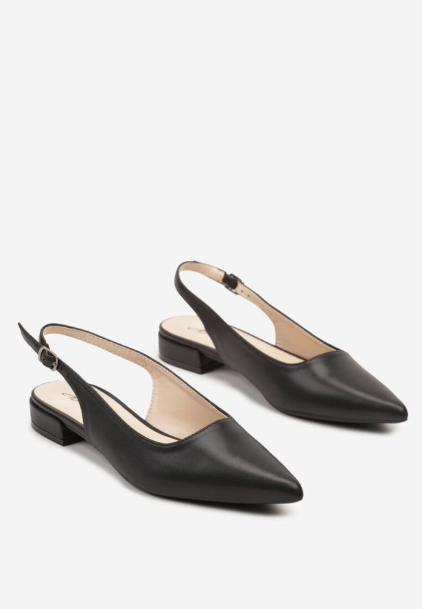 Czarne Sandały ze Szpiczastym Noskiem Zapinane na Sprzączkę Radeoriel