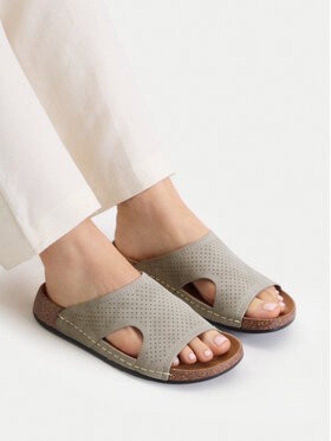 Go Soft Klapki CEO-W25701 Szary