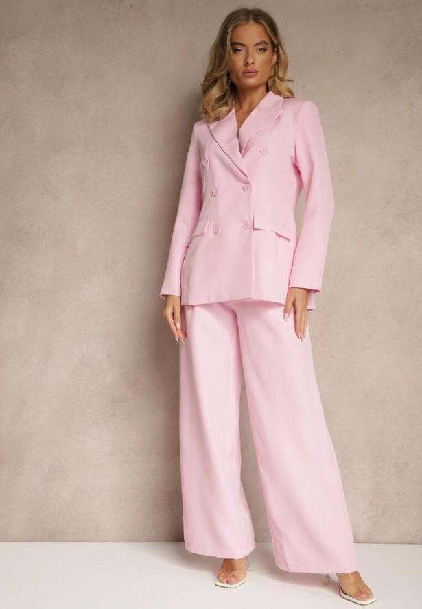 Jasnoróżowy Garnitur Spodnie i Marynarka z Usztywnionymi Ramionami Sonavienna