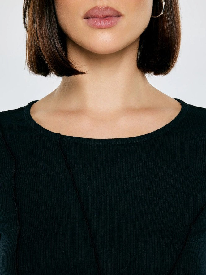 Sukienka damska mini dopasowana czarna Malgosara 906