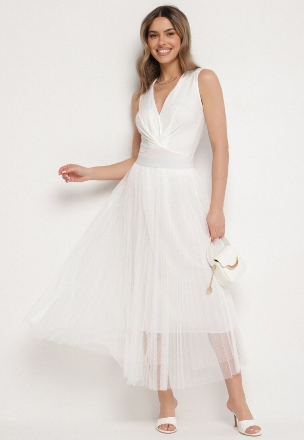 Biała Tiulowa Spódnica w Kropki o Rozkloszowanym Kroju Folirea