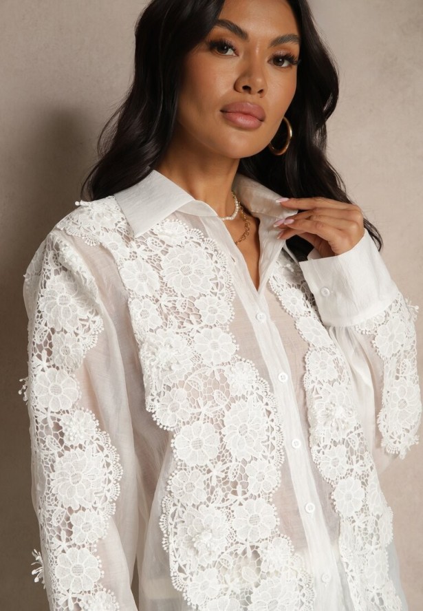 Biała Koszula Ozdobiona Koronką Lisanilira