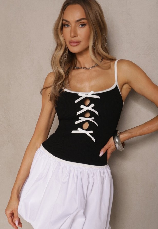 Czarny Top z Prążkowanego Materiału Ozdobiony Kokardami Lenissea