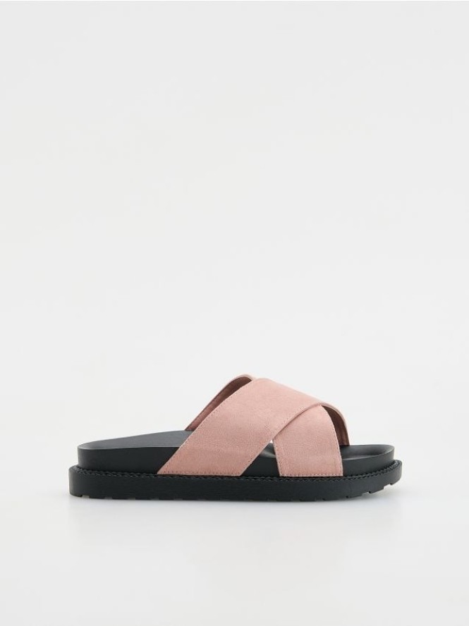 Klapki z szerokimi paskami - różowy