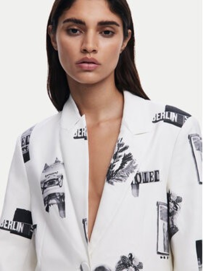 Desigual Marynarka 25SWEW15 Biały Regular Fit