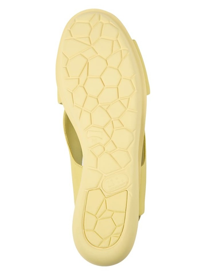 Camper Skórzane sandały w kolorze żółtym na koturnie rozmiar: 37