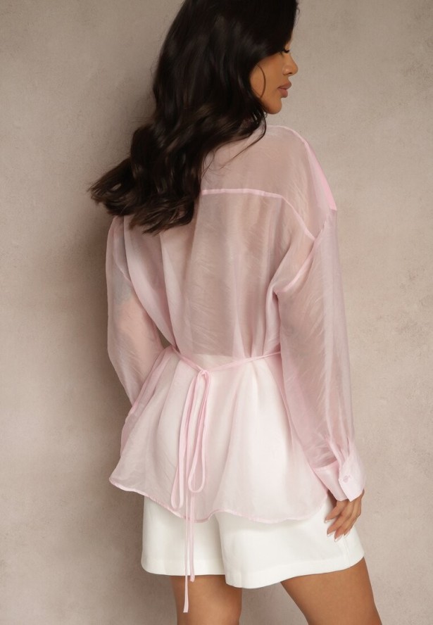 Różowa Koszula Ozdobiona Przezroczystymi Rękawami Tilaria