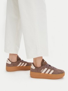 adidas Sneakersy Vl Court Bold Shoes IH9152 Brązowy