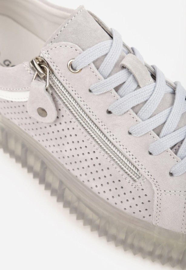 Niebieskie Sneakersy z Zamszu z Ozdobnym Suwakiem i Perforacją i Skórzaną Wkładką Sewtena