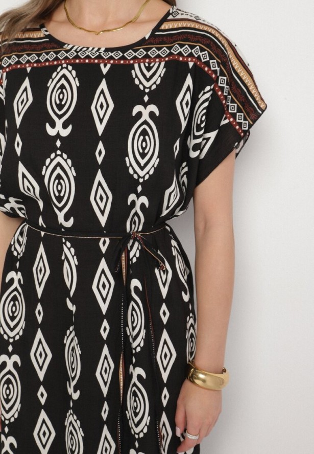 Czarna Pudełkowa Sukienka z Wiskozy w Etniczny Wzór Mirosela