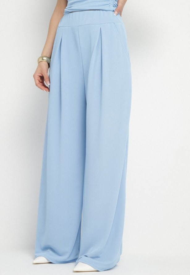 Niebieski Komplet Asymetryczna Bluzka z Marszczeniem i Szerokie Spodnie Filuriela