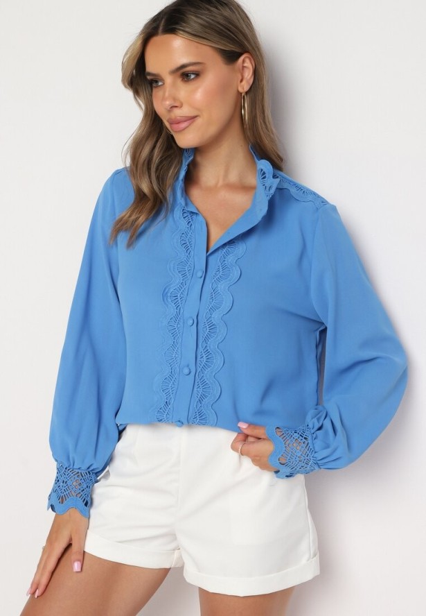 Niebieska Koszula ze Stójką i Koronkowymi Zdobieniami Kalla