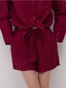 Szorty z lnem - bordowy