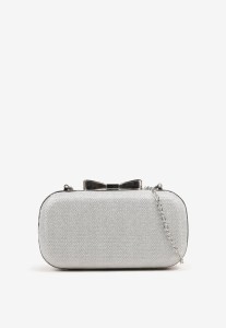 Srebrna Torebka Kopertówka z Dodatkowym Łańcuszkiem i Metalicznym Zapięciem Grireia