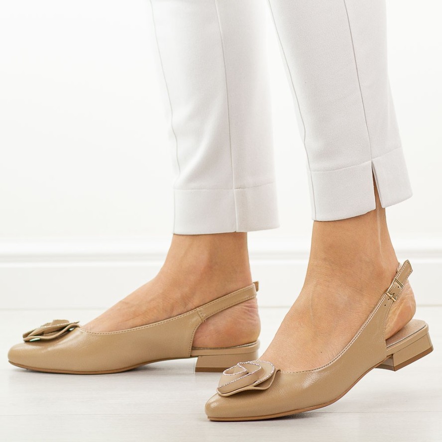 Beżowe czółenka damskie Jezzi asa201a-1