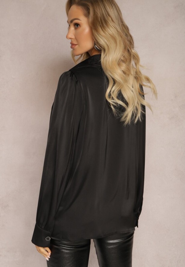 Czarna Koszula z Koronkowymi Wstawkami i Ozdobnymi Guzikami Herinna