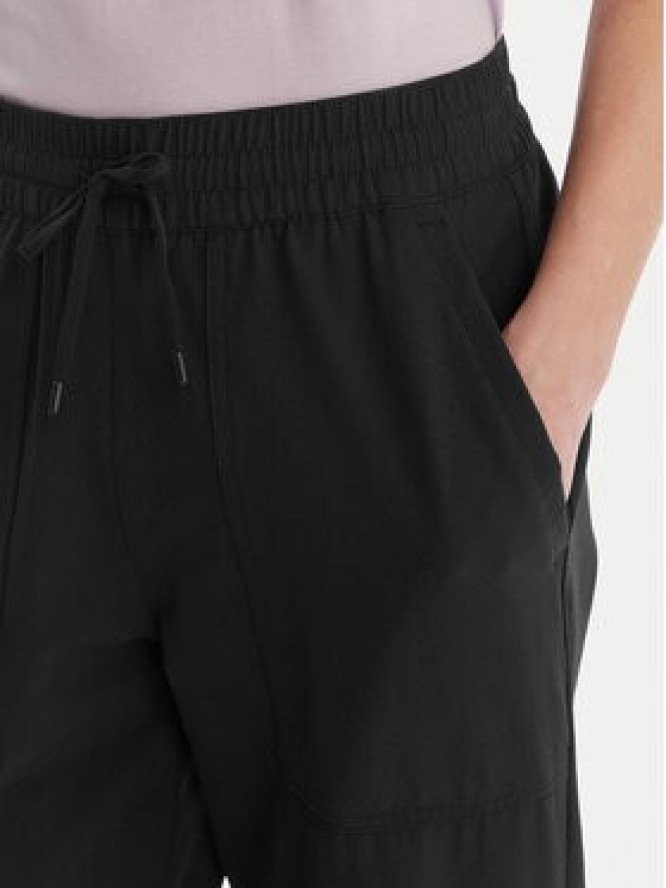 Columbia Spodnie dresowe Pinetown Canyon™ 2155911 Czarny Regular Fit