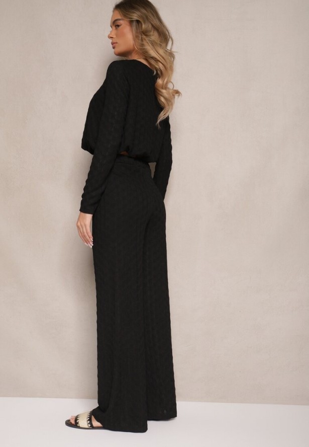 Czarny Komplet z Tłoczeniami Szerokie Spodnie i Bluzka o Kroju Bombki Frolloti